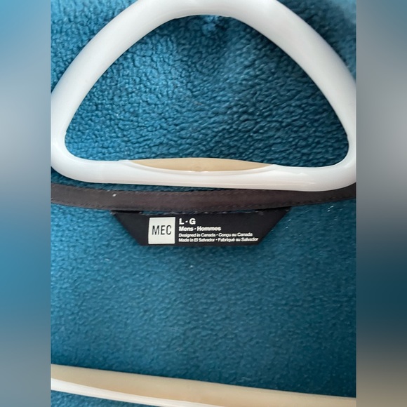 MEC men’s quarter zip fleece - Picture 2 of 2